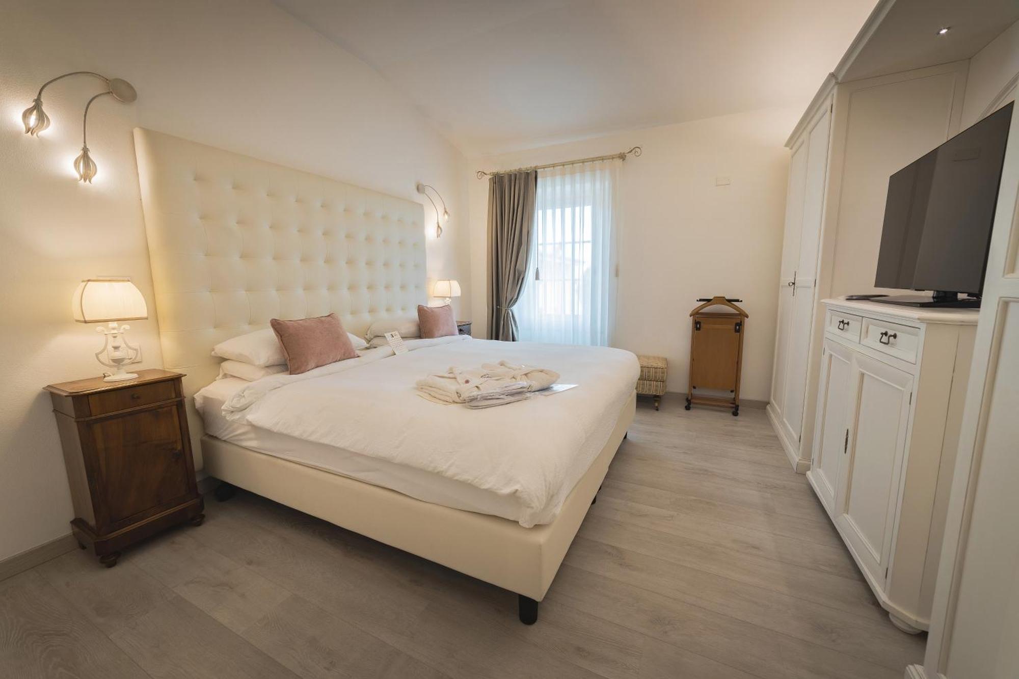 Hotel Villa Florida & Suite Apartments Gardone Riviera Kültér fotó